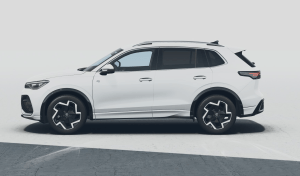 Renting Volkswagen Tiguan R-Line